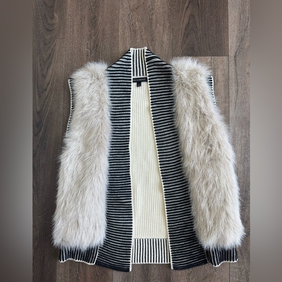Banana Republic Jackets & Blazers - Banana Republic Faux Fur Vest.  Women’s size small.  New without tags.
